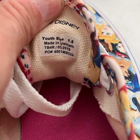 Vans X Disney princess kids sneakers *limited edition * 1.5 - Picture 7 of 8